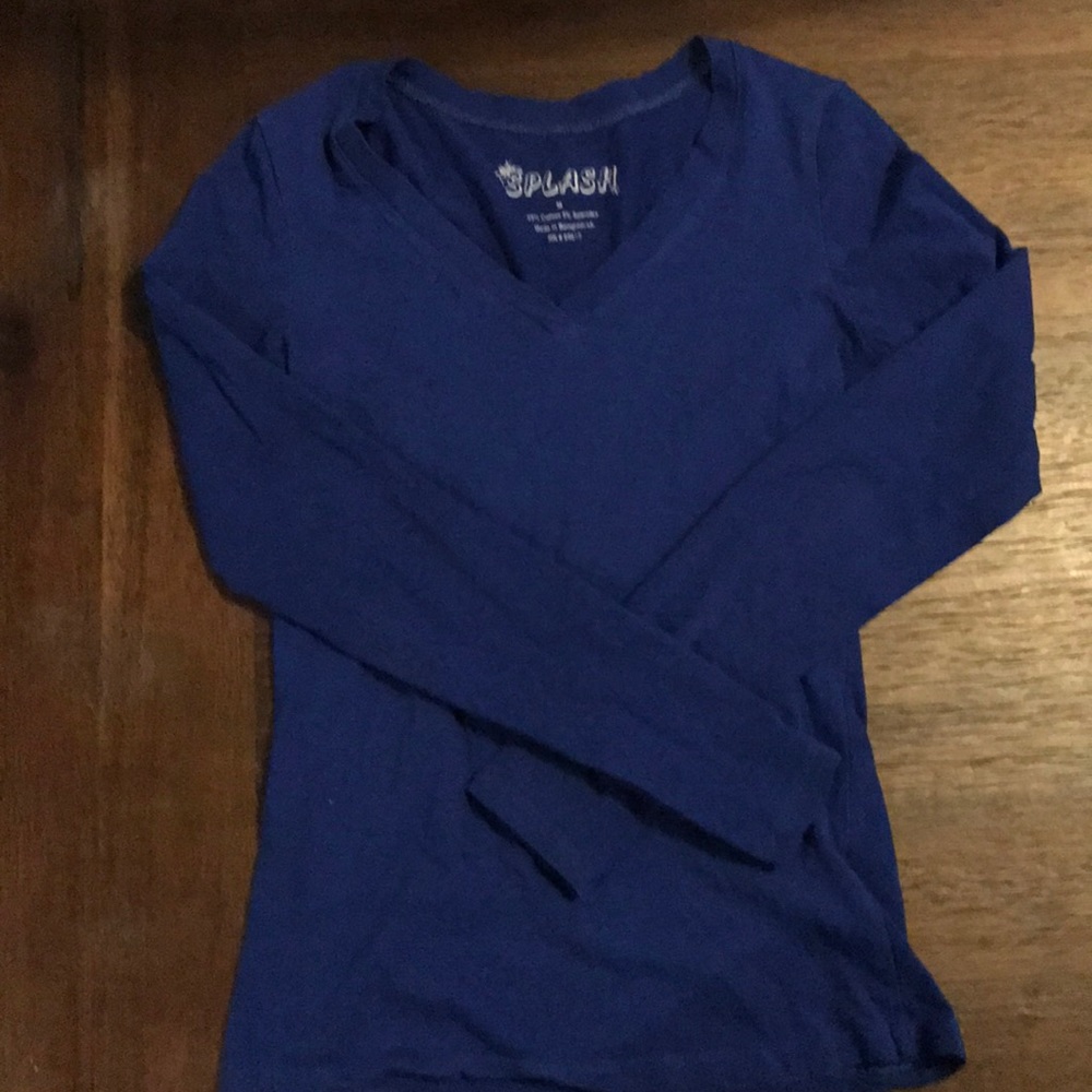 Thin long sleeve tee